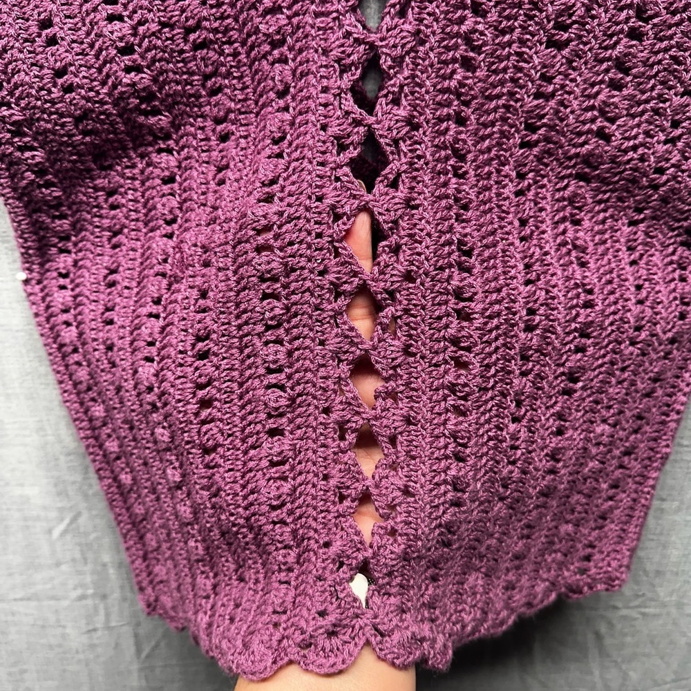 Hand crochet vest purple V Neck open center lace Small no tag Vintage 80’s - Picture 2 of 10